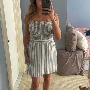 Hollister Summer Grey and White Striped Flowy Dress with Tie Waist